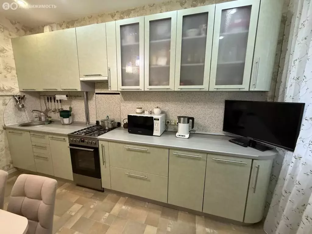 3-комнатная квартира: Нижний Новгород, улица Челюскинцев, 2 (72.1 м) - Фото 2