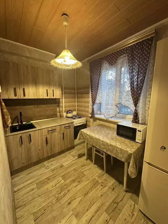 2-к кв. Московская область, Клин ул. Карла Маркса, 37 (48.0 м) - Фото 1