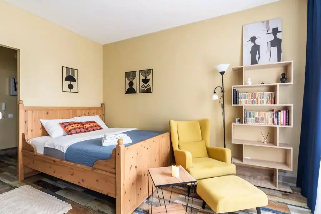 Студия Ленинградская область, Гатчина ул. Чехова, 43 (30.0 м) - Фото 1