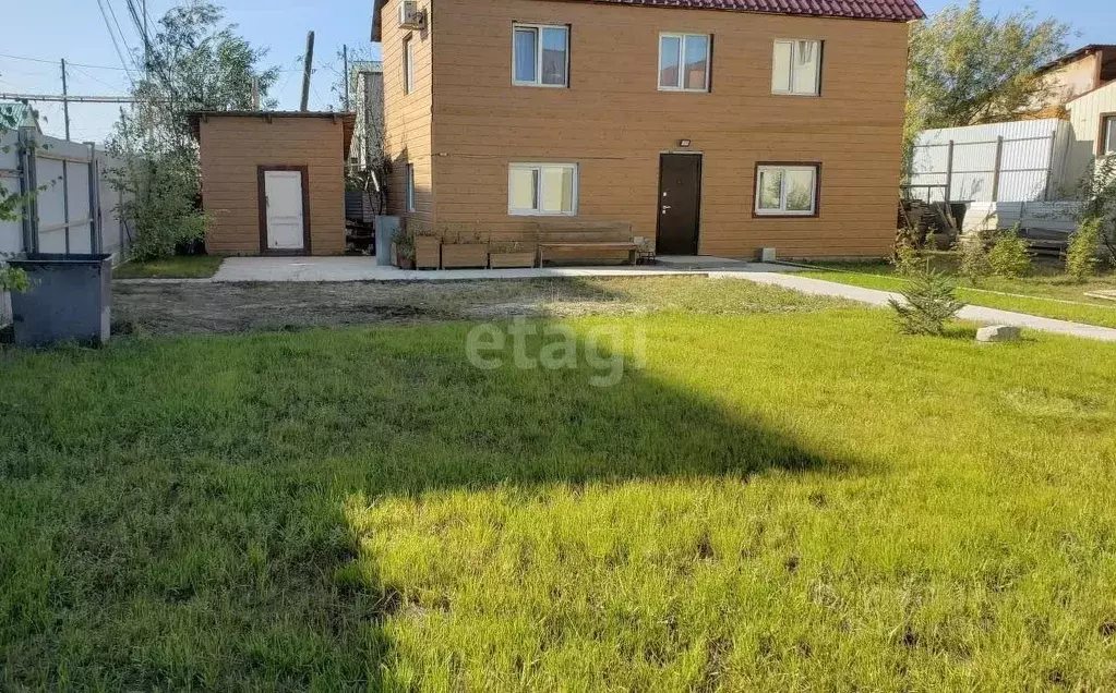 Дом в Саха (Якутия), Якутск ул. Леваневского, 12 (106 м) - Фото 1