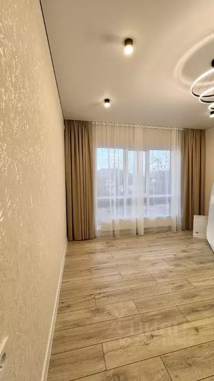 Дом в Ставропольский край, Михайловск Шпаковский район, Октябрьская ... - Фото 2