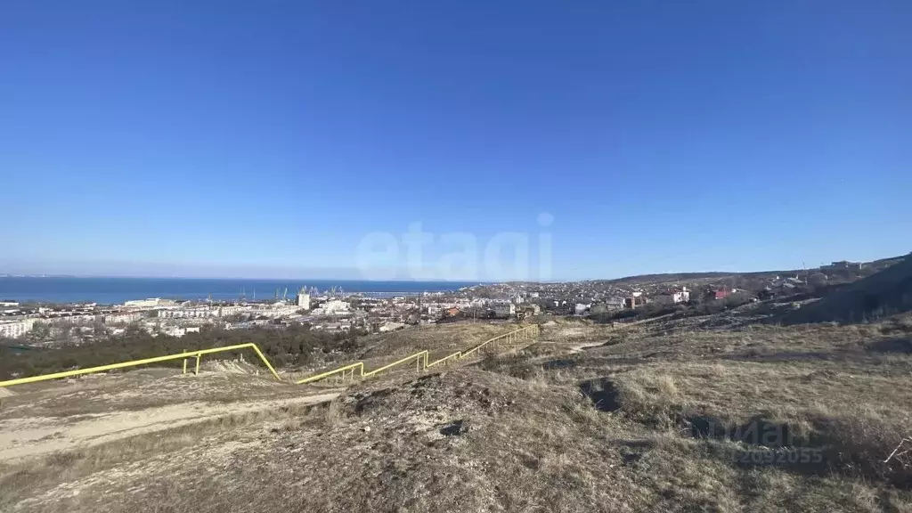 Участок в Крым, Феодосия ул. Виноградная (10.0 сот.) - Фото 1