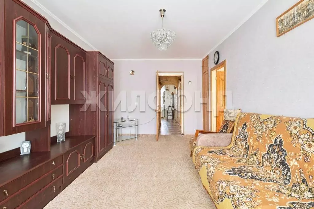 3-к кв. Томская область, Томск ул. Карташова, 54 (61.2 м) - Фото 1