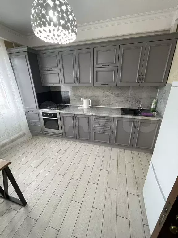 1-к. квартира, 50 м, 4/10 эт. - Фото 0