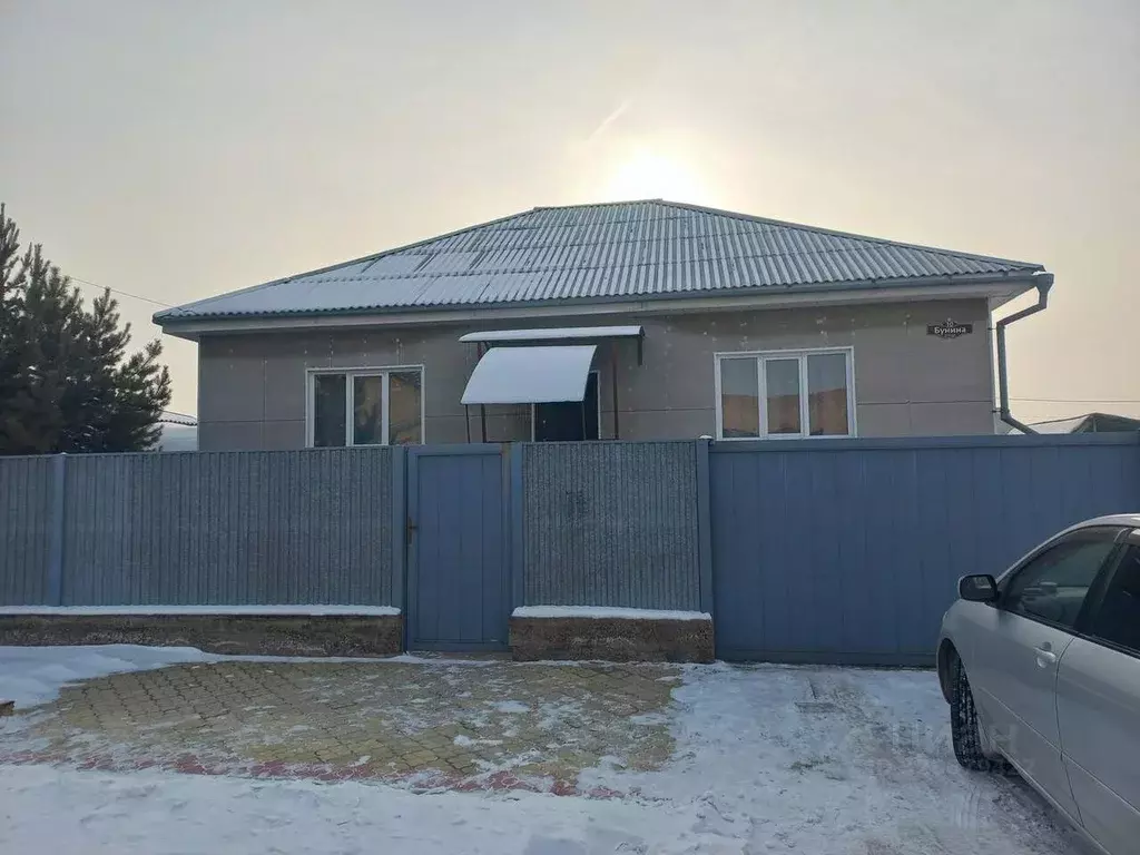 Коттедж в Хакасия, Черногорск ул. Бунина, 10 (218 м) - Фото 1