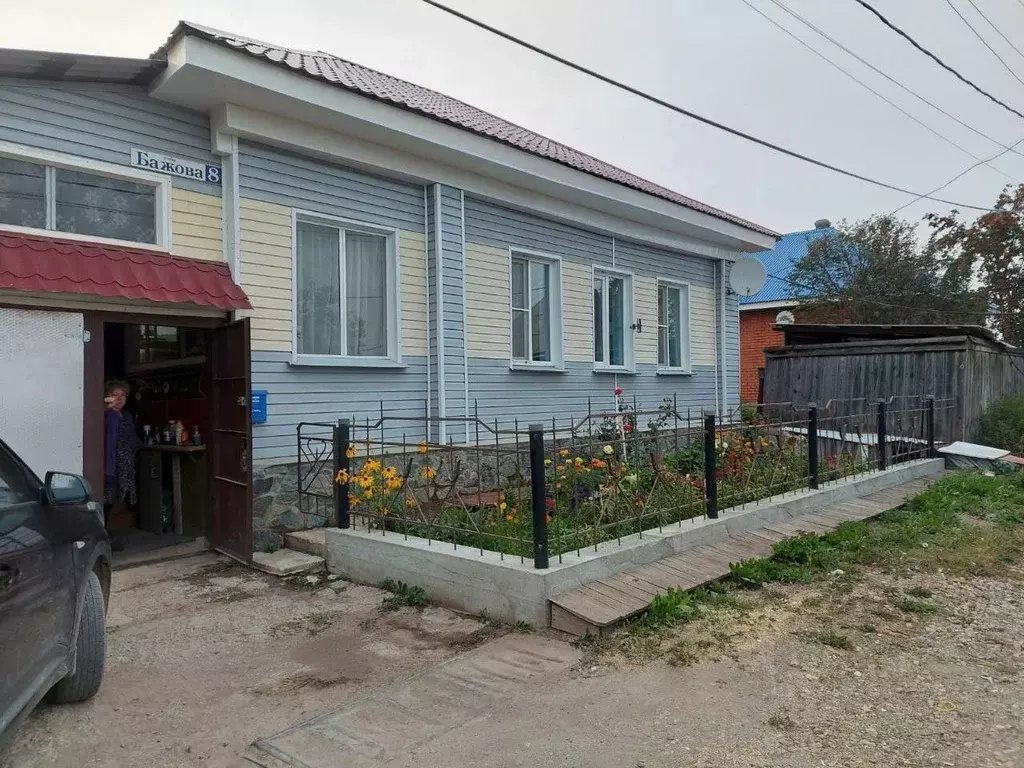 Дом в Свердловская область, Североуральск ул. Бажова, 8 (47 м) - Фото 2