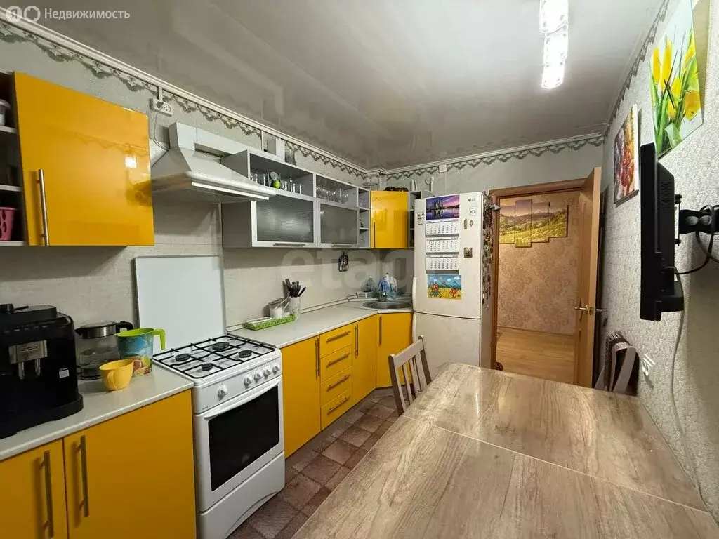 2-комнатная квартира: Южноуральск, улица Советской Армии, 11А (50 м) - Фото 1