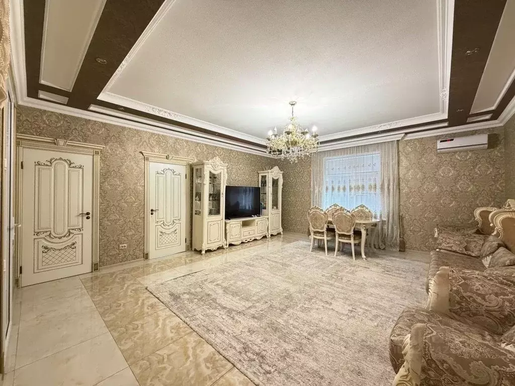 3-к кв. Кабардино-Балкария, Нальчик Эльбрусская ул., 19/1 (88.3 м) - Фото 1