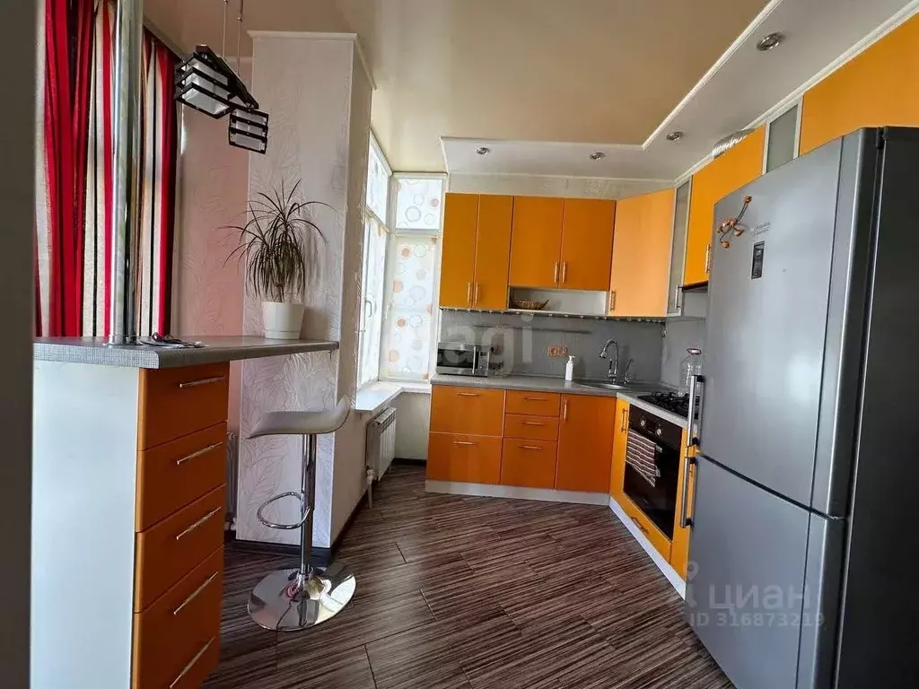 1-к кв. Астраханская область, Астрахань ул. Куликова, 79к3 (54.0 м) - Фото 0