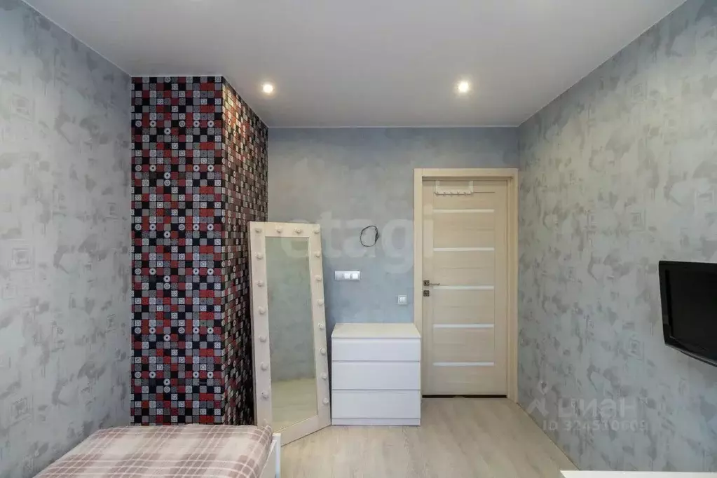 3-к кв. Тюменская область, Тюмень Солнечный проезд, 22 (81.5 м) - Фото 1