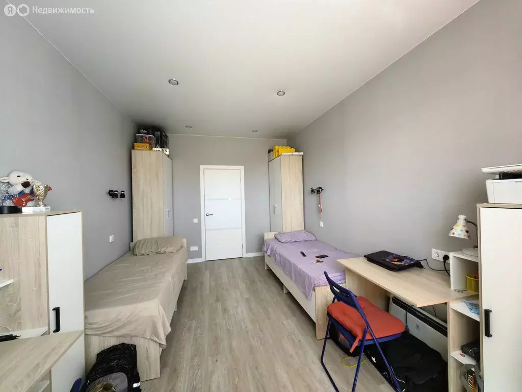 3-комнатная квартира: Омск, улица Перелёта, 28 (81 м) - Фото 1
