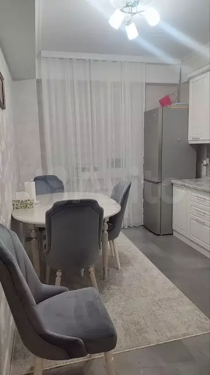 2-к. квартира, 75 м, 1/10 эт. - Фото 1