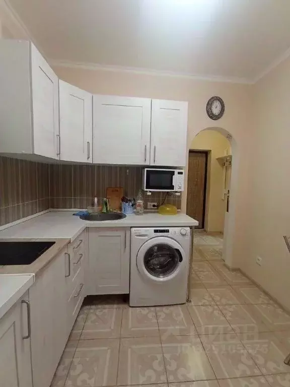 1-к кв. Адыгея, Тахтамукайский район, Старобжегокайское с/пос, Новая ... - Фото 1