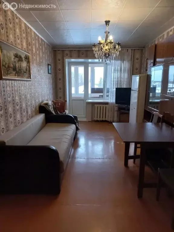 3-комнатная квартира: посёлок городского типа Серебряные Пруды, ... - Фото 1