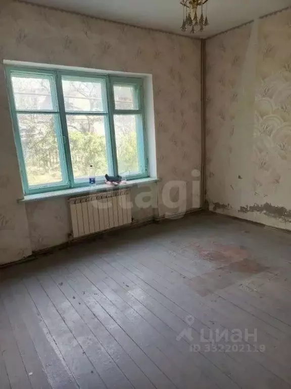 3-к кв. Крым, Черноморское пгт ул. Кооперативная, 45 (77.1 м) - Фото 1