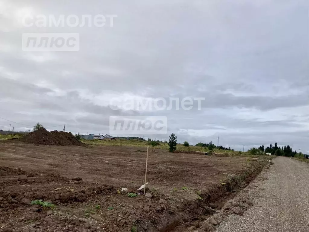 Участок в Пермский край, с. Башкултаево ул. Октябрьская (7.0 сот.) - Фото 0