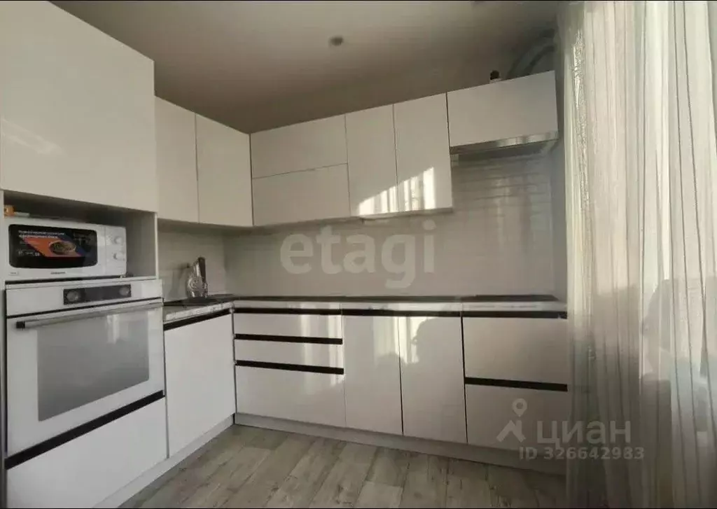 3-к кв. Калужская область, пос. Ферзиково ул. Луговая, 19 (87.4 м) - Фото 2