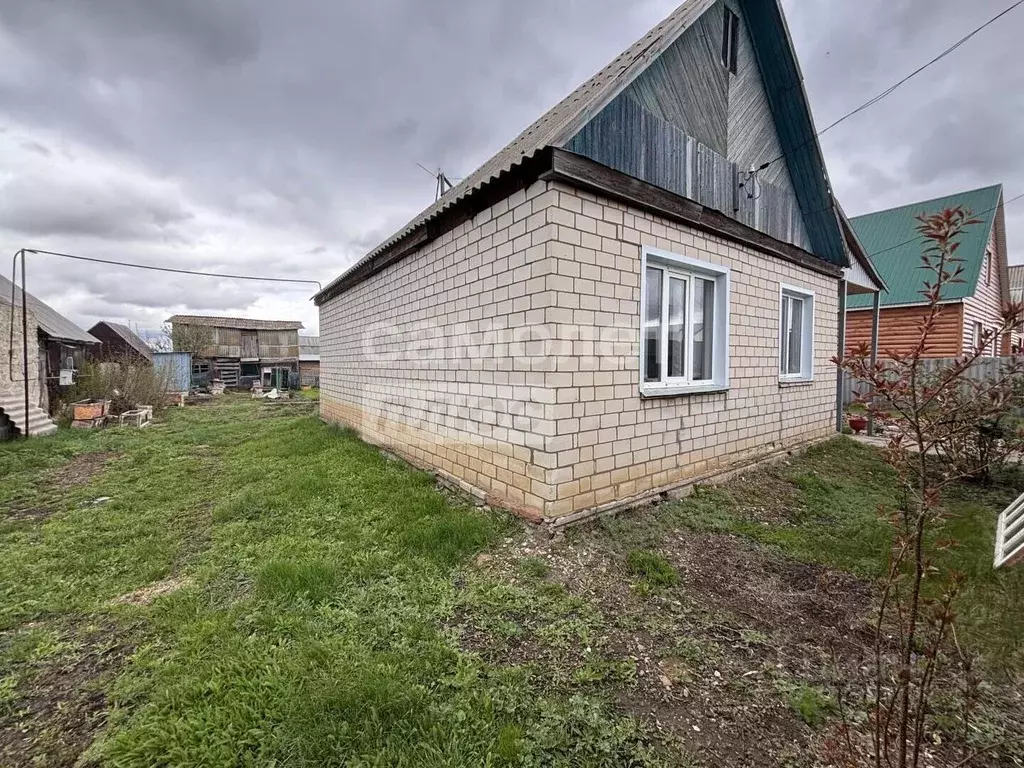 Дом в Оренбургская область, пос. Новосергиевка ул. Перестройки, 7 (64 ... - Фото 2