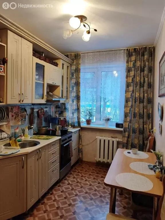 2-комнатная квартира: Барнаул, улица Сухэ-Батора, 9 (42.8 м) - Фото 1