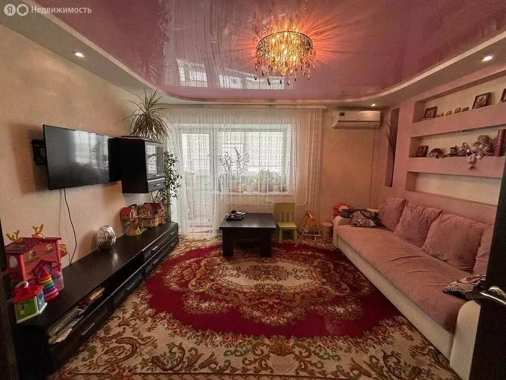 2-комнатная квартира: Волгоград, улица Балакирева, 2 (62.6 м) - Фото 1