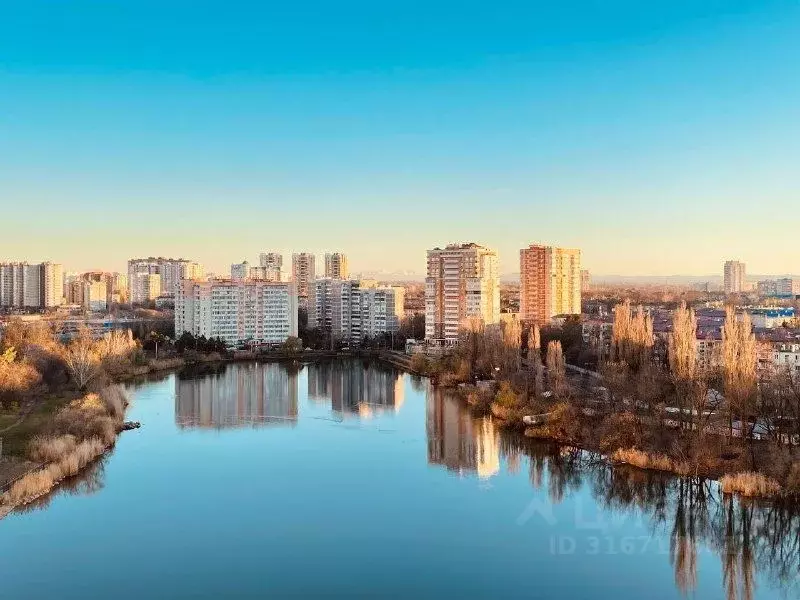2-к кв. Краснодарский край, Краснодар ул. Селезнева, 104/1 (78.0 м) - Фото 0