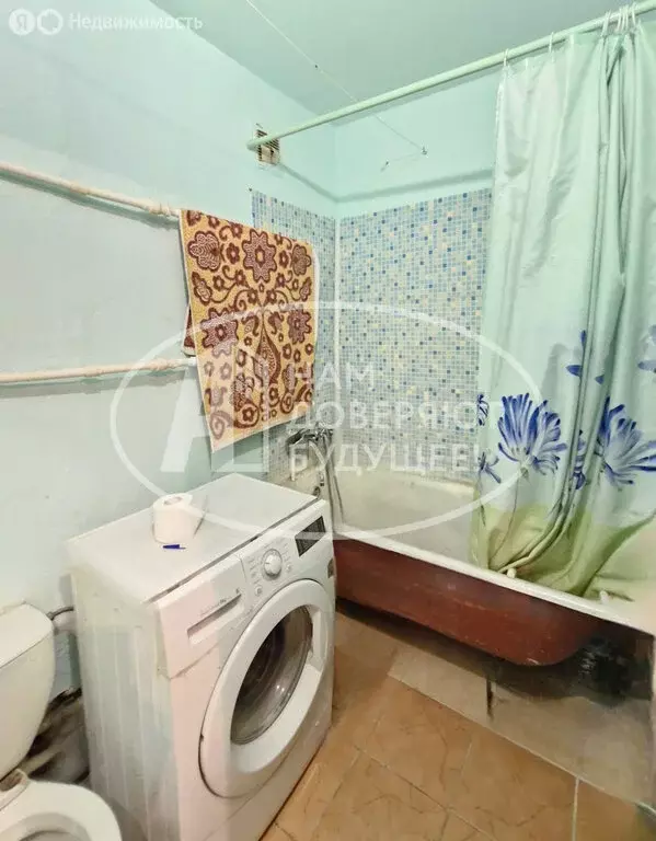 2-комнатная квартира: Лысьва, улица Энгельса, 18 (46.5 м) - Фото 1