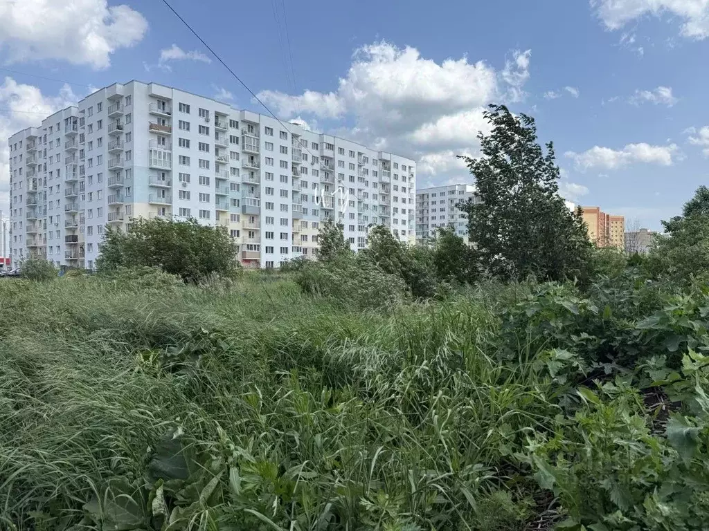 3-к кв. Ярославская область, Ярославль ул. Брагинская, 18к3 (74.9 м) - Фото 0