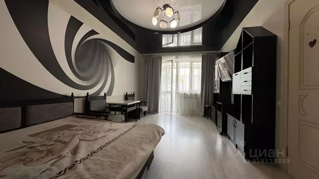 3-к кв. Краснодарский край, Геленджик Красная ул., 29а (65.0 м) - Фото 0