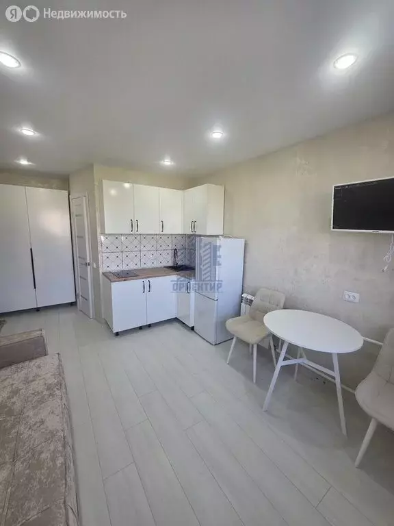 Квартира-студия: Чебоксары, проспект Тракторостроителей, 5 (20 м) - Фото 2