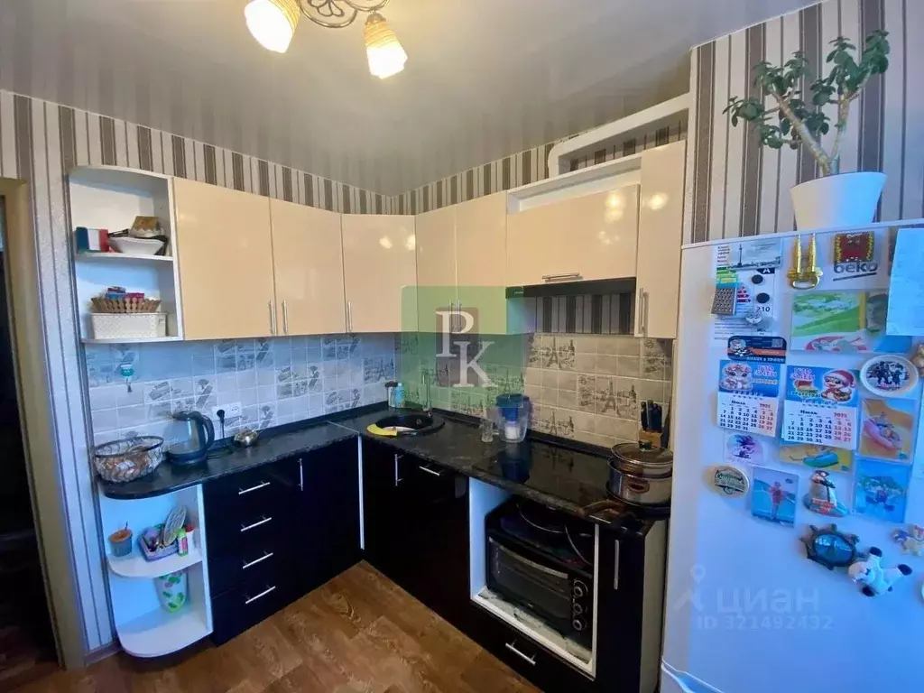 2-к кв. Крым, Симферополь городской округ, Грэсовский пгт ул. ... - Фото 0