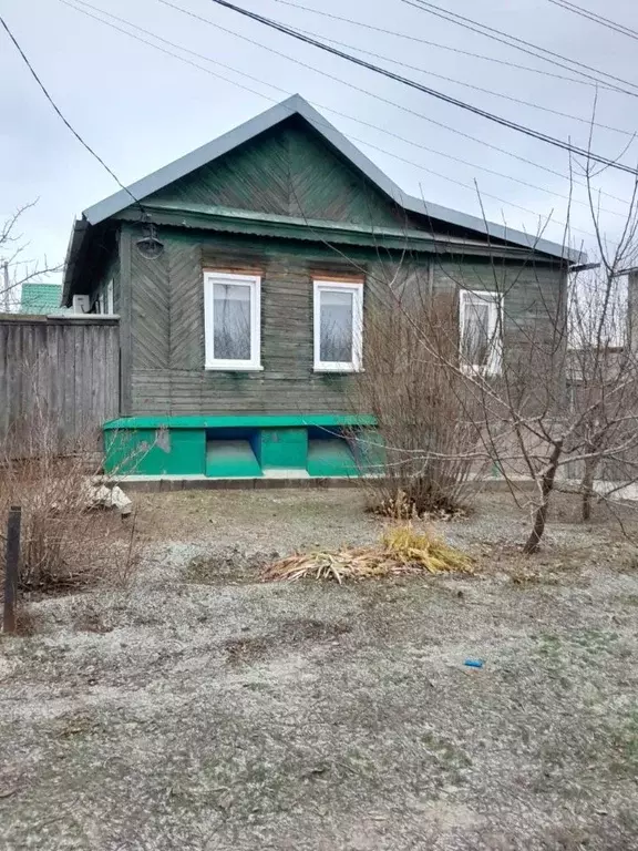 Дом в Волгоградская область, Волгоград Черновицкая ул. (74 м) - Фото 0