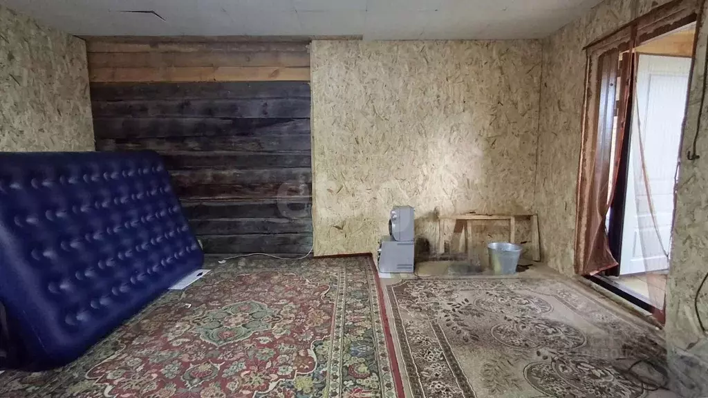 Дом в Алтай, Майминский район, с. Кызыл-Озек ул. Горького, 45 (26 м) - Фото 1