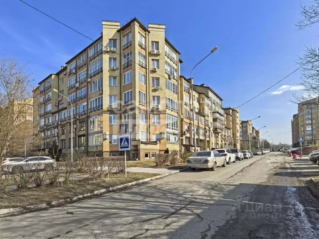 3-к кв. Омская область, Омск Старгород мкр, ул. Шукшина, 9 (111.9 м) - Фото 1