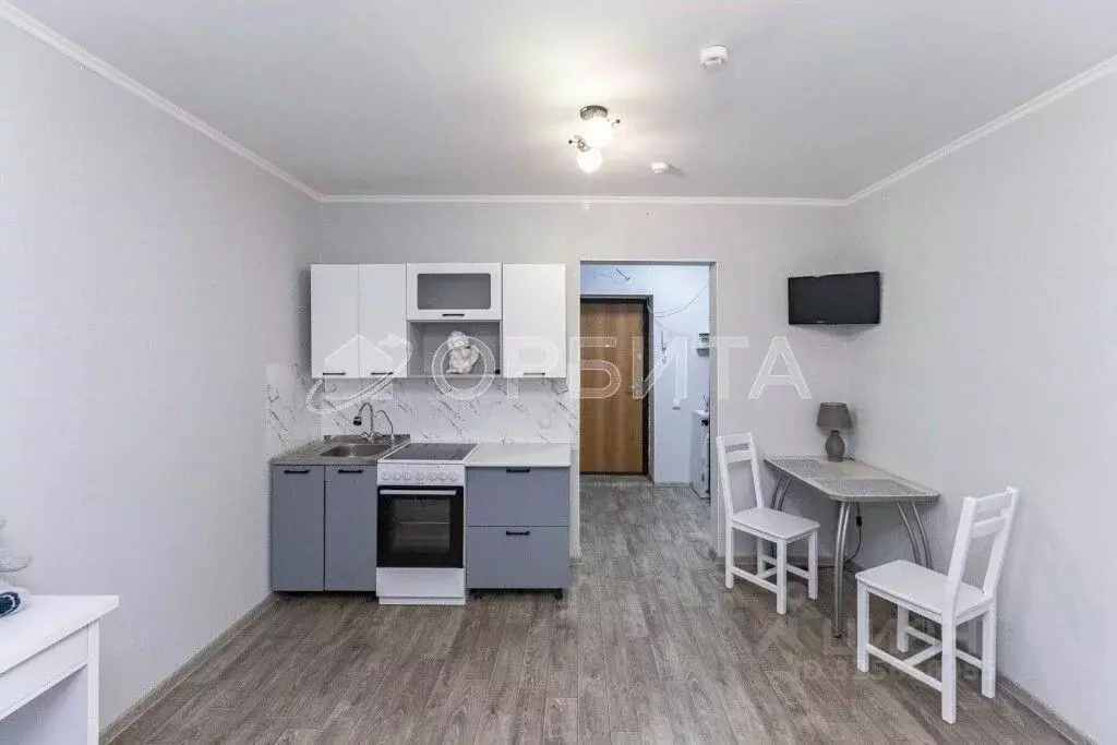 Студия Тюменская область, Тюмень Харьковская ул., 85а (21.3 м) - Фото 1