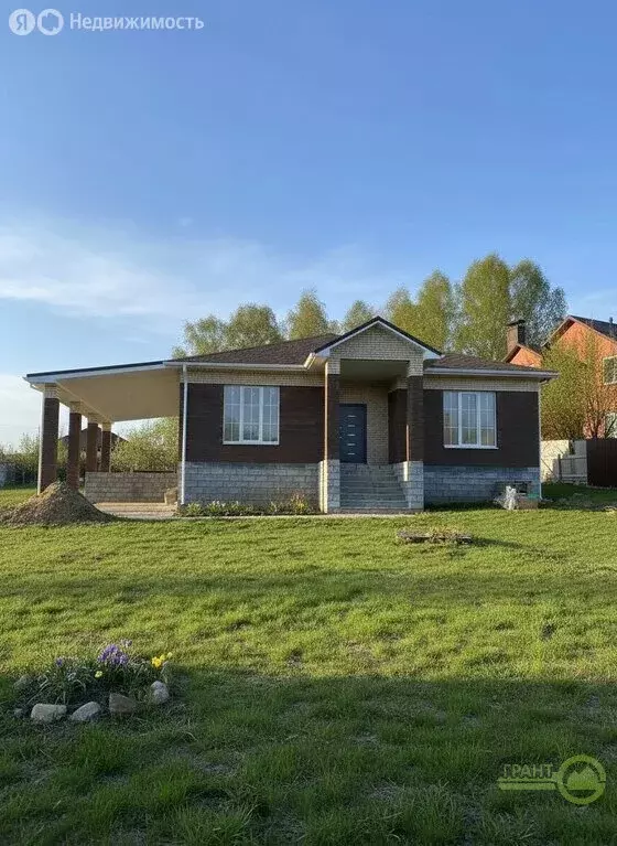 Дом в Белгород, Восточный округ (100 м) - Фото 1