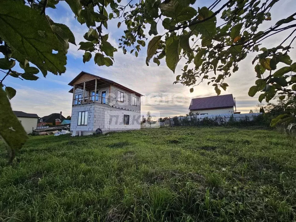 Дом в Калужская область, Жуковский район, Чубарово с/пос, д. Папино 46 ... - Фото 1