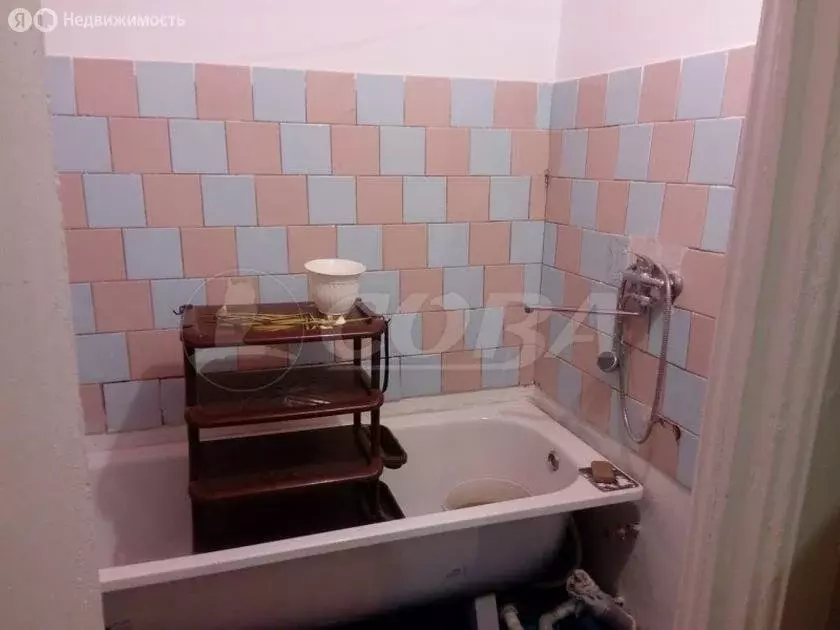 2-комнатная квартира: Тобольск, 7-й микрорайон, 26 (52 м) - Фото 0
