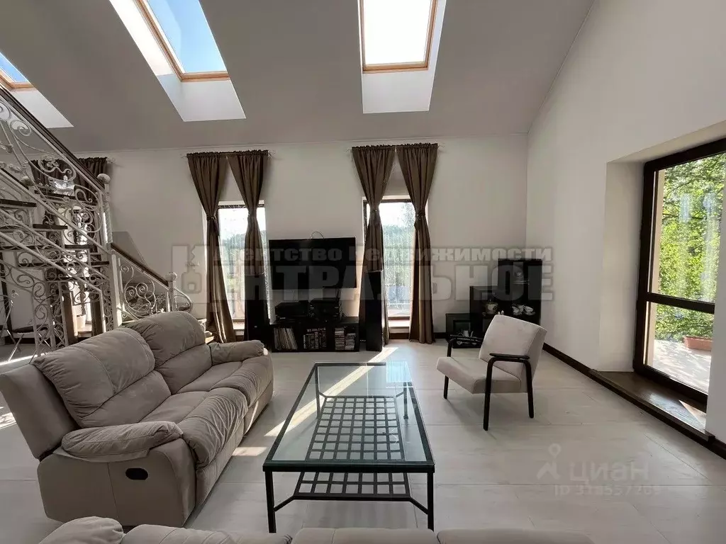 Коттедж в Смоленская область, Смоленский муниципальный округ, д. ... - Фото 1