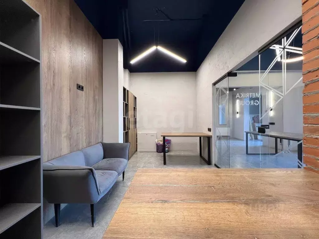 Офис в Тюменская область, Тюмень ул. 2-я Луговая, 24к3 (63 м) - Фото 1