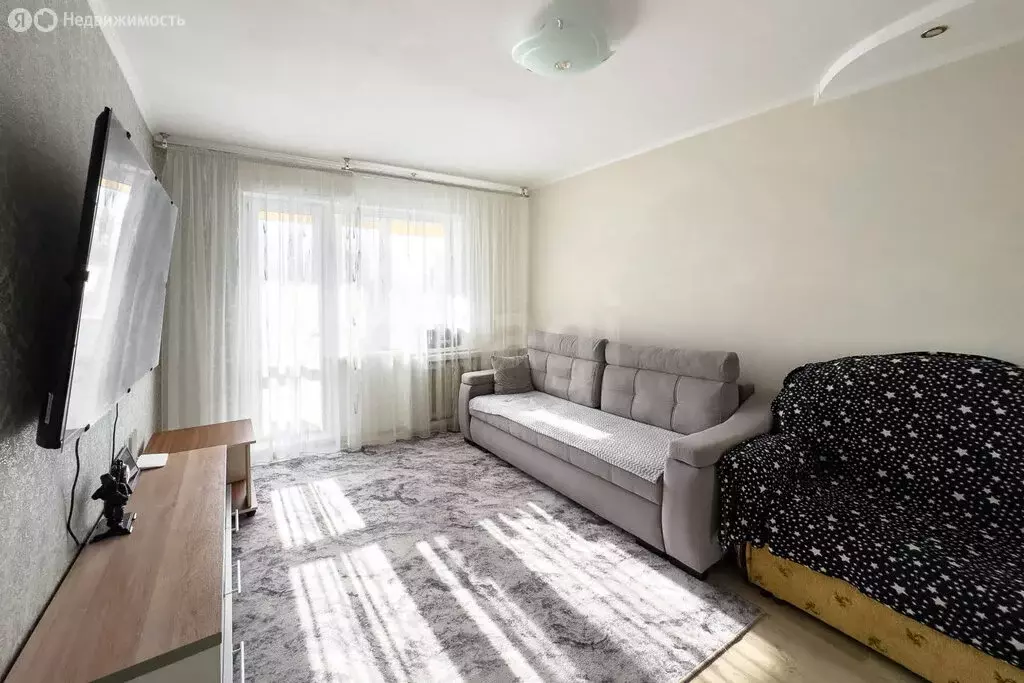 2-комнатная квартира: Ульяновск, улица Варейкиса, 8 (53.8 м) - Фото 1