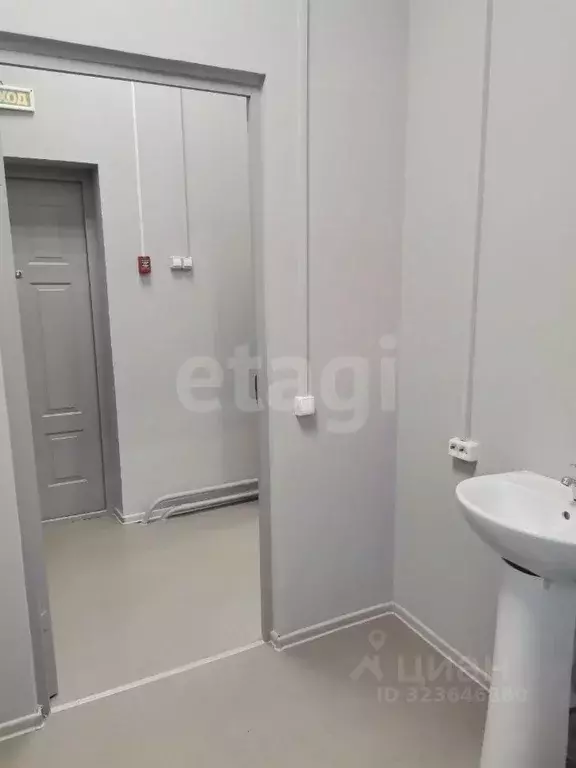 Помещение свободного назначения в Тюменская область, Тюмень ... - Фото 1