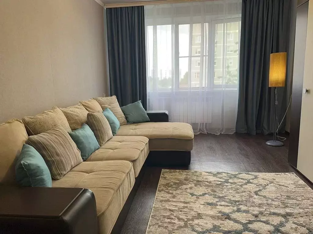 1-к кв. Курская область, Курчатов Садовая ул., 27 (35.0 м) - Фото 1