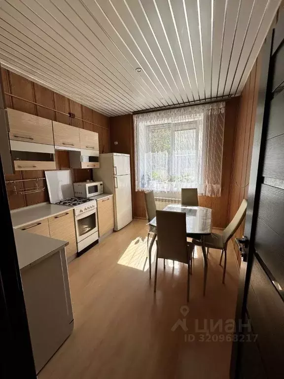 3-к кв. Владимирская область, Александров ул. Ленина, 1к1 (86.9 м) - Фото 0