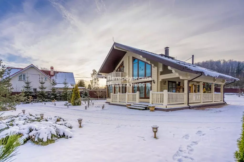 Дом в Санкт-Петербург, Санкт-Петербург, Красное Село ул. Большая ... - Фото 0
