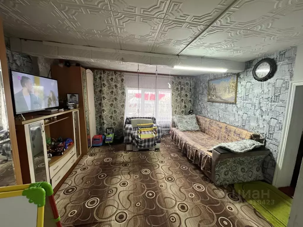Дом в Омская область, Большеречье рп ул. 40 лет Октября, 69 (72 м) - Фото 0