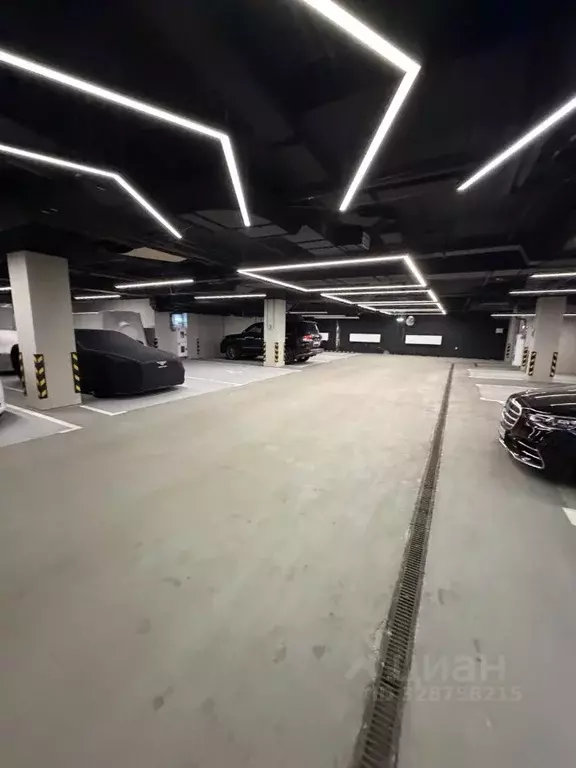 Гараж в Москва Большой Козихинский пер., 15 (17 м) - Фото 1