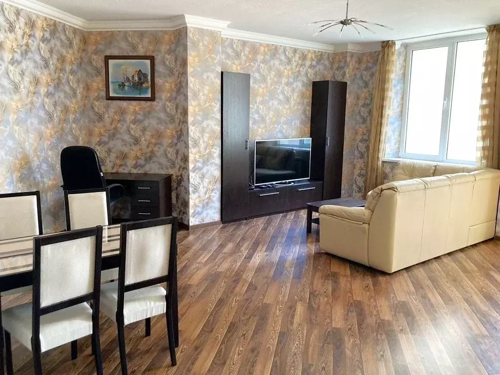 3-к кв. Ростовская область, Ростов-на-Дону ул. Суворова, 91В (105.0 м) - Фото 1