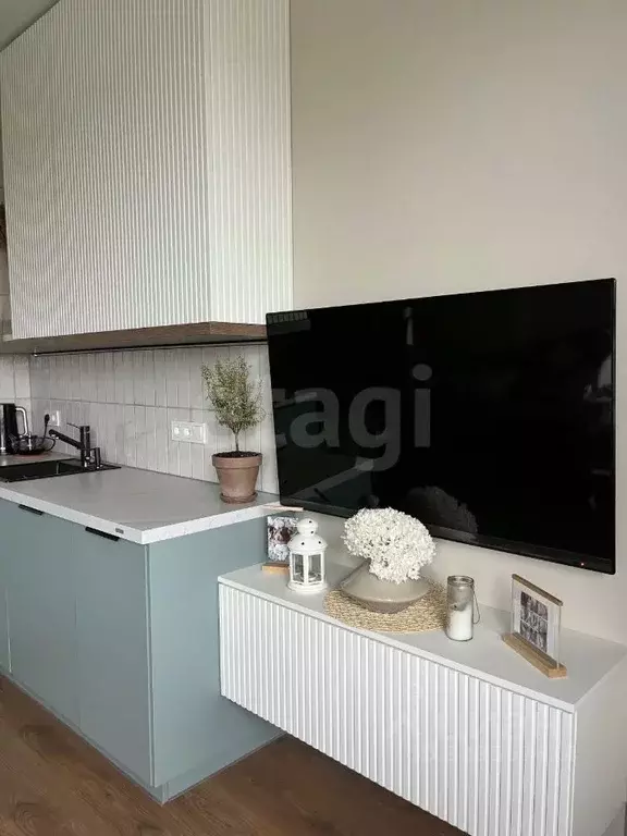 2-к кв. Свердловская область, Екатеринбург ул. Татищева, 136 (72.1 м) - Фото 1