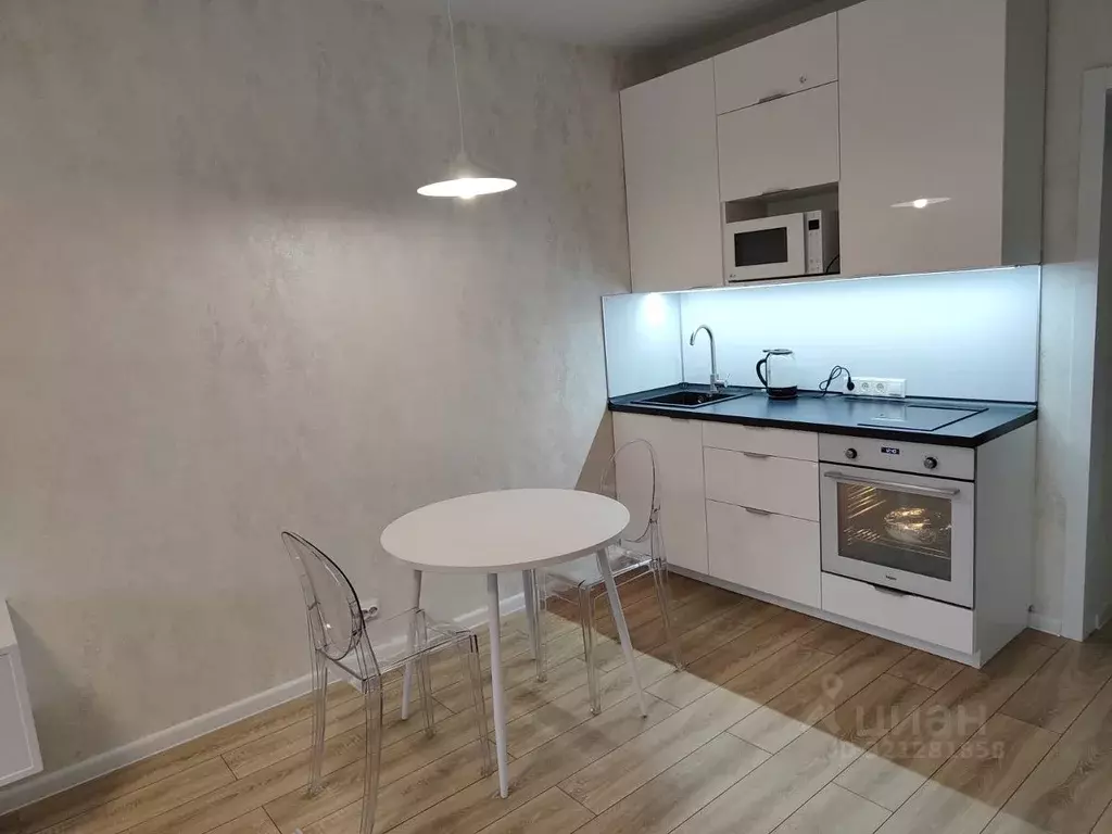 Студия Московская область, Мытищи ул. Академика Каргина, 25 (30.1 м) - Фото 0