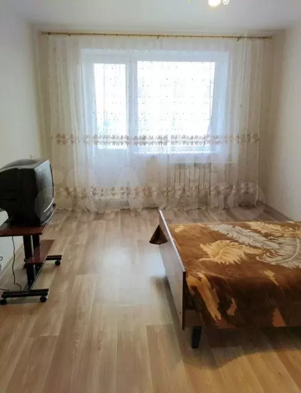 1-к. квартира, 37 м, 6/9 эт. - Фото 1